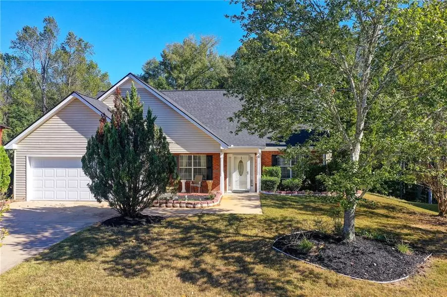 230 Forest Brook DR, Covington, GA 30016