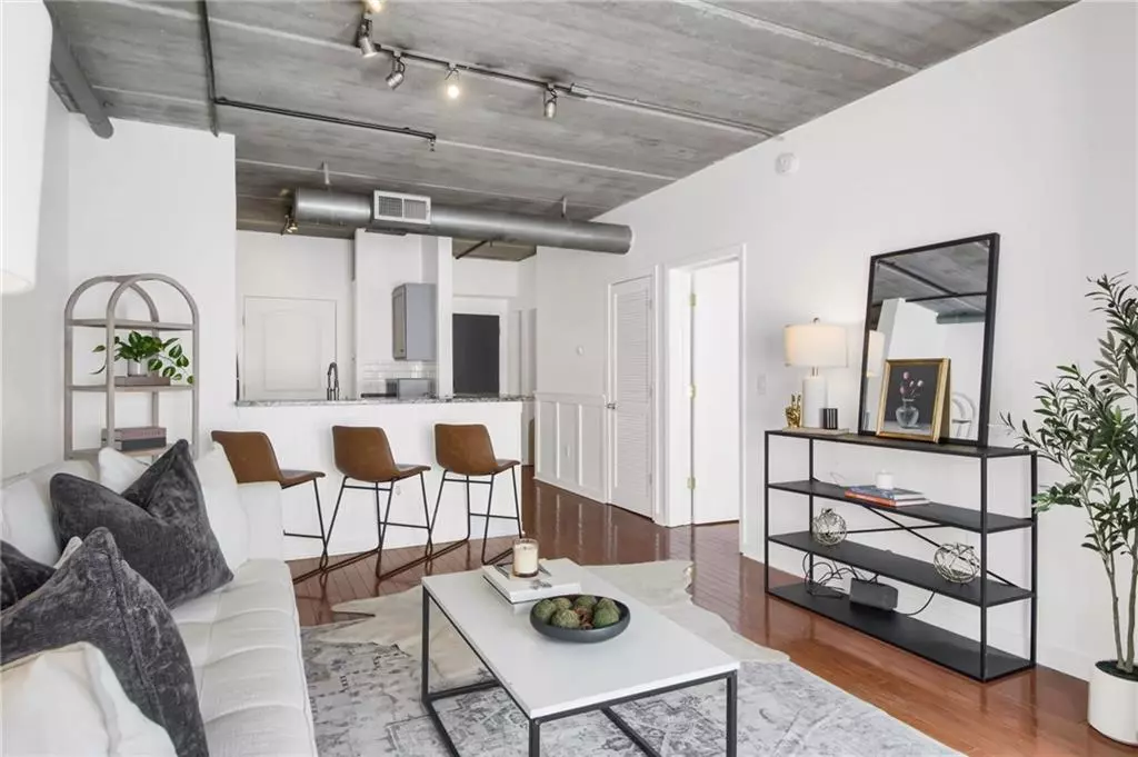 Atlanta, GA 30308,800 Peachtree ST NE #1102