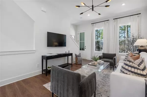 Atlanta, GA 30315,1427 Hazy Way #310