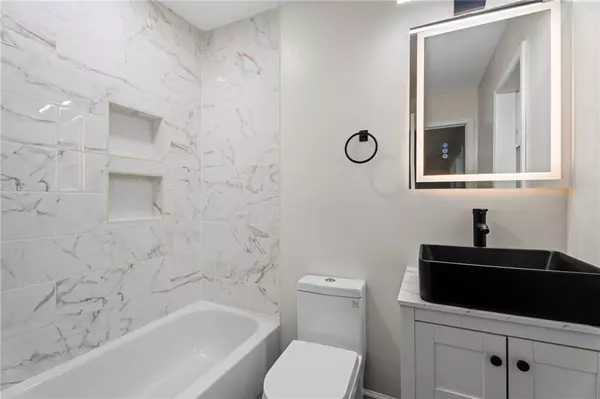 Forest Park, GA 30297,6179 Holiday BLVD