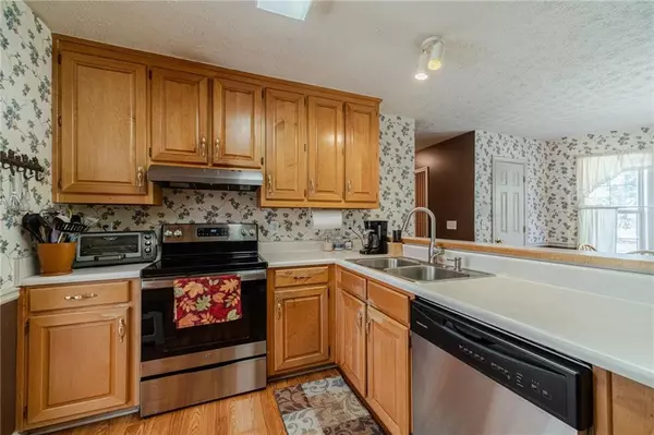 Lawrenceville, GA 30045,962 Cove Lake CT