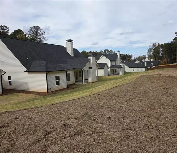 Bethlehem, GA 30620,286 Meadows DR