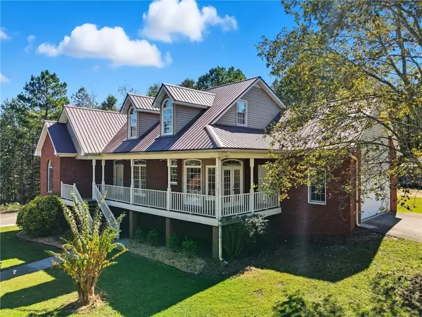 31 Mount Pleasant RD NE, Fairmount, GA 30139