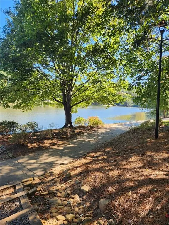 Roswell, GA 30076,327 Quail RUN