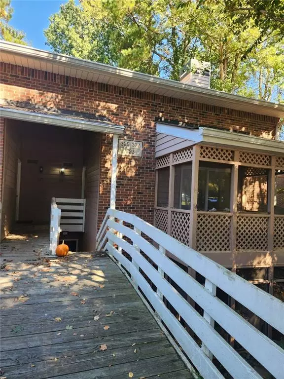 327 Quail RUN, Roswell, GA 30076