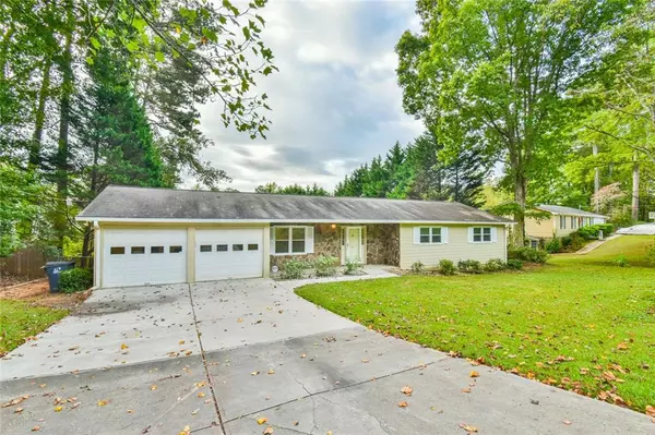 246 Greenwood DR NW, Lilburn, GA 30047