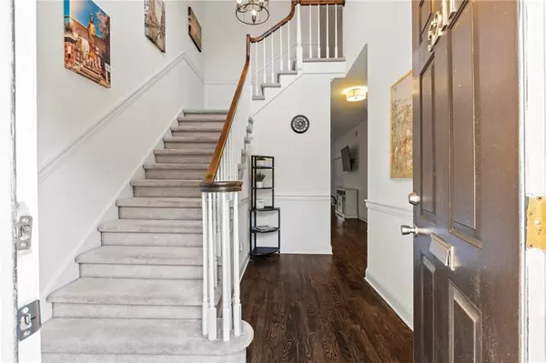Atlanta, GA 30342,5211 Glenridge DR