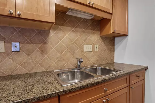 Atlanta, GA 30305,3655 Habersham RD NE #254B