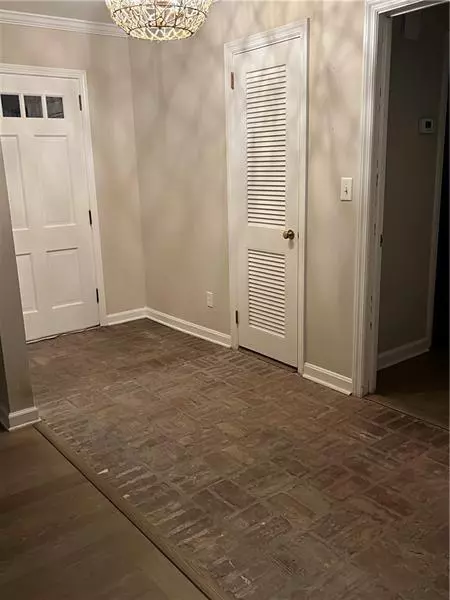 Atlanta, GA 30328,276 Colewood WAY NW