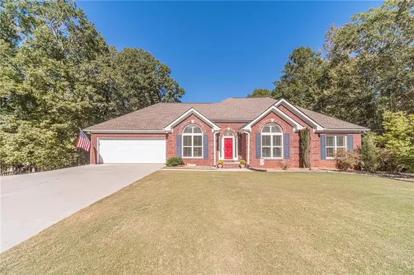 2049 Emily DR, Social Circle, GA 30025