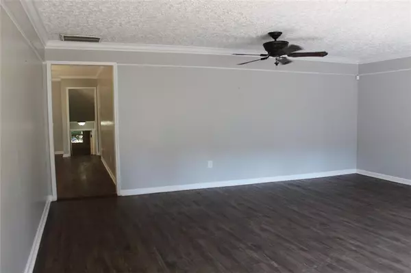 Cornelia, GA 30531,192 Summit ST