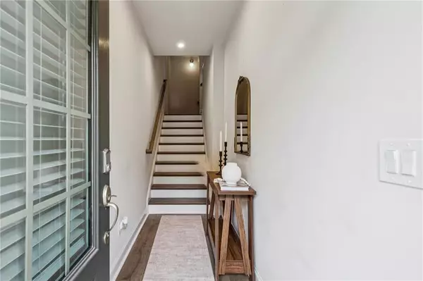 Brookhaven, GA 30319,1368 Live Oak LN