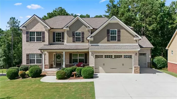1050 Silver Thorne DR, Loganville, GA 30052