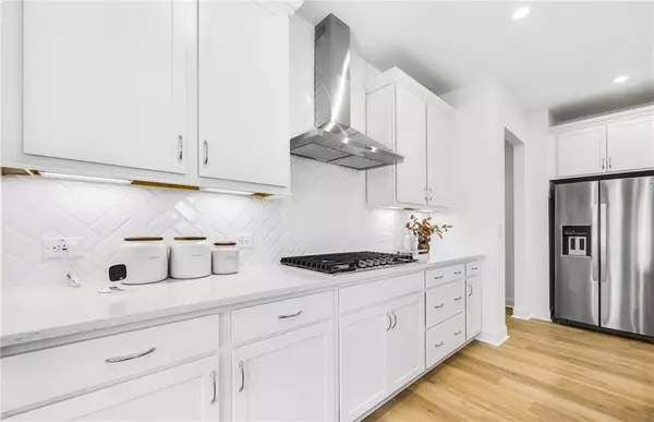 Dacula, GA 30019,2102 Cayman CT