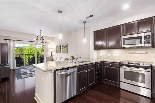 Atlanta, GA 30339,200 River Vista DR #401