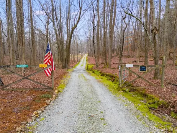 Bowdon, GA 30108,630 Stoney Point RD