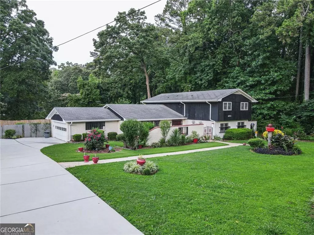 Atlanta, GA 30337,4213 Janice DR