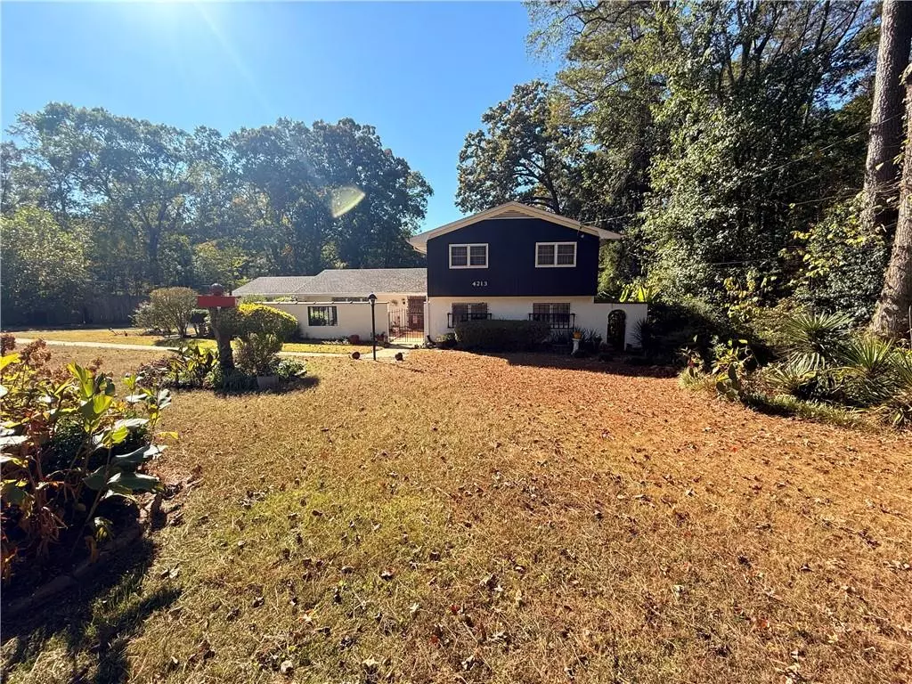 Atlanta, GA 30337,4213 Janice DR