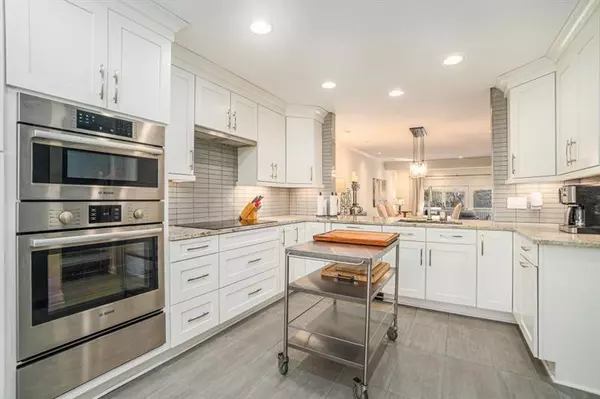Atlanta, GA 30324,8 Alston
