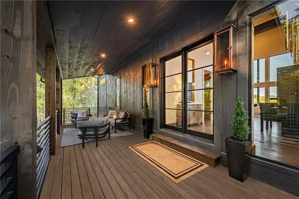 Blue Ridge, GA 30513,321 Skylight DR