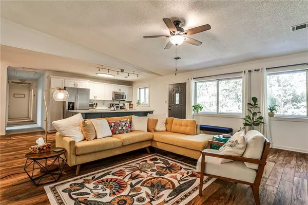 Marietta, GA 30066,433 Kelly DR
