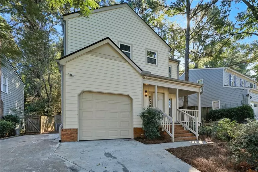1367 Wenlock Edge CV, Stone Mountain, GA 30083