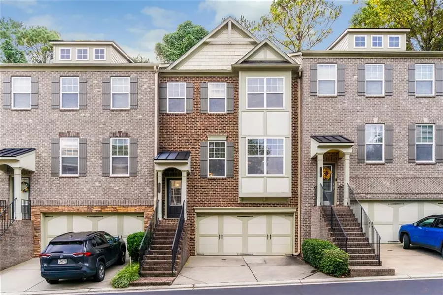 2074 Cobblestone CIR NE, Atlanta, GA 30319
