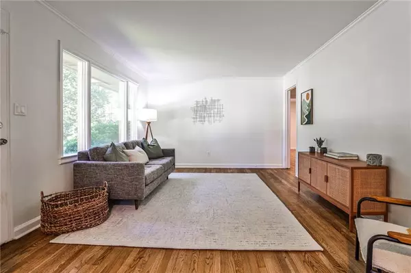 Decatur, GA 30033,878 Scott CIR