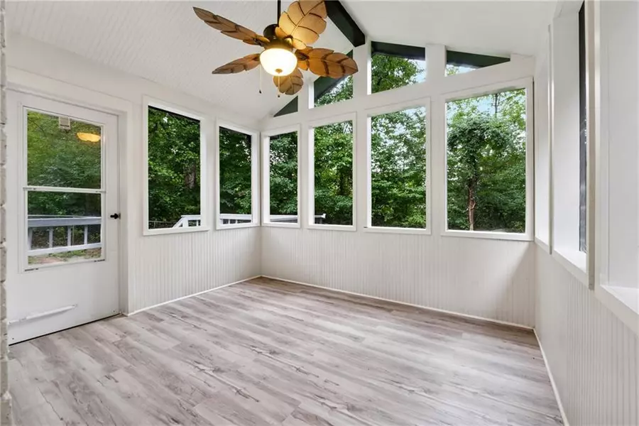 1564 Mill Run CT, Lawrenceville, GA 30046