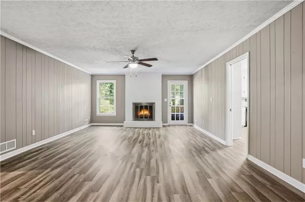 Snellville, GA 30039,2721 Brackenwood DR