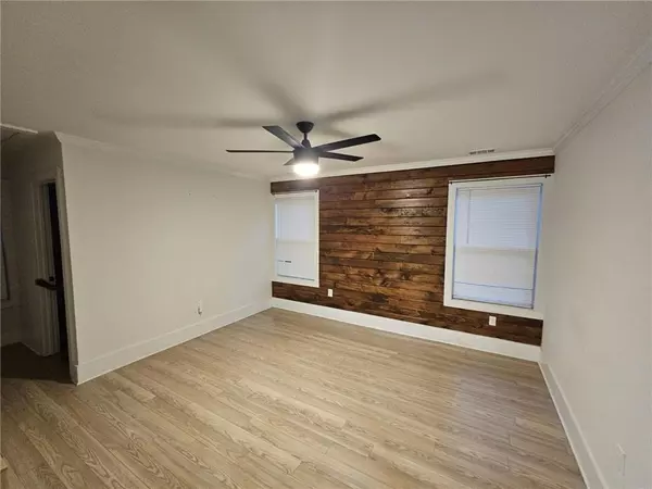 Atlanta, GA 30310,1129 Graymont DR SW