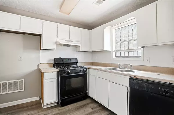 Atlanta, GA 30349,939 Silverwood Drive