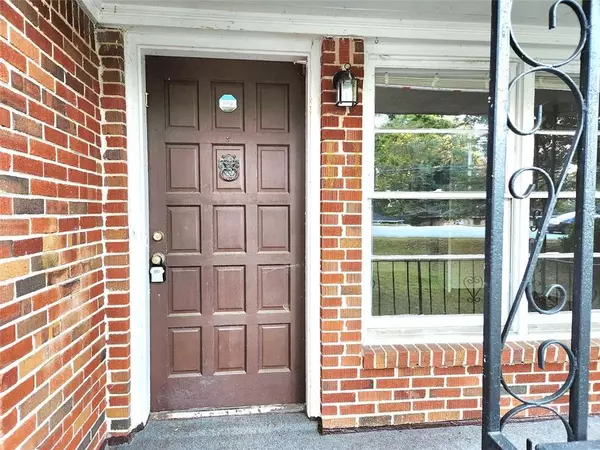 Decatur, GA 30033,3542 N DRUID HILLS RD