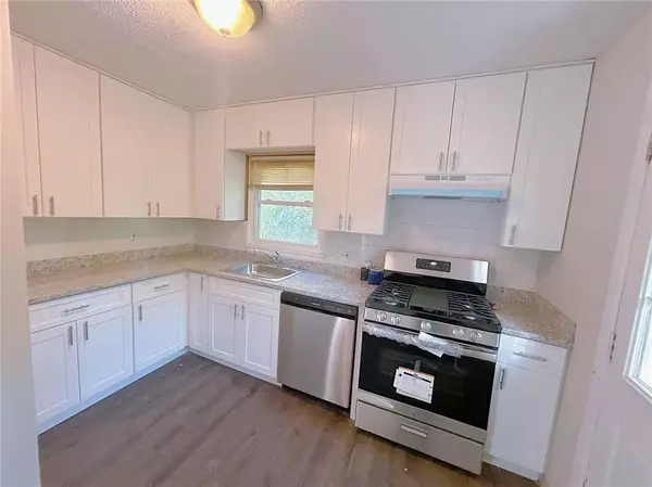 Atlanta, GA 30344,2126 Ivydale ST