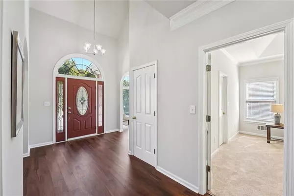 Johns Creek, GA 30005,5440 Vicarage WALK