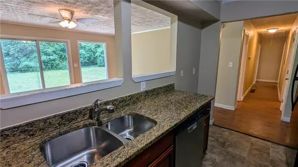 Decatur, GA 30035,1127 Renee DR