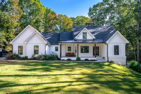 1002 Richmond Place WAY, Loganville, GA 30052