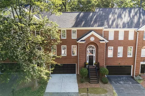7155 Roswell RD #Unit 8, Sandy Springs, GA 30328