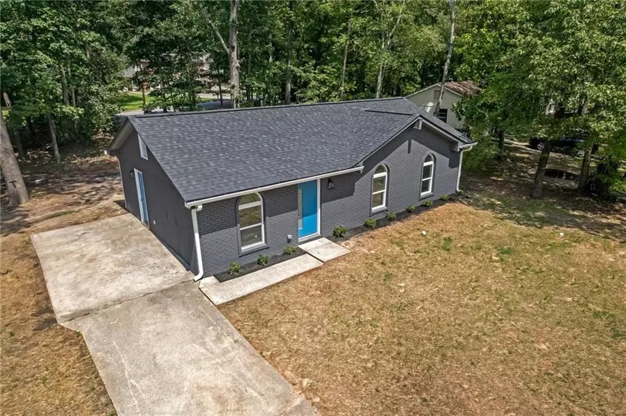 6010 Fieldcrest DR, Morrow, GA 30260