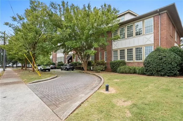 Hapeville, GA 30354,600 COLLEGE ST #101