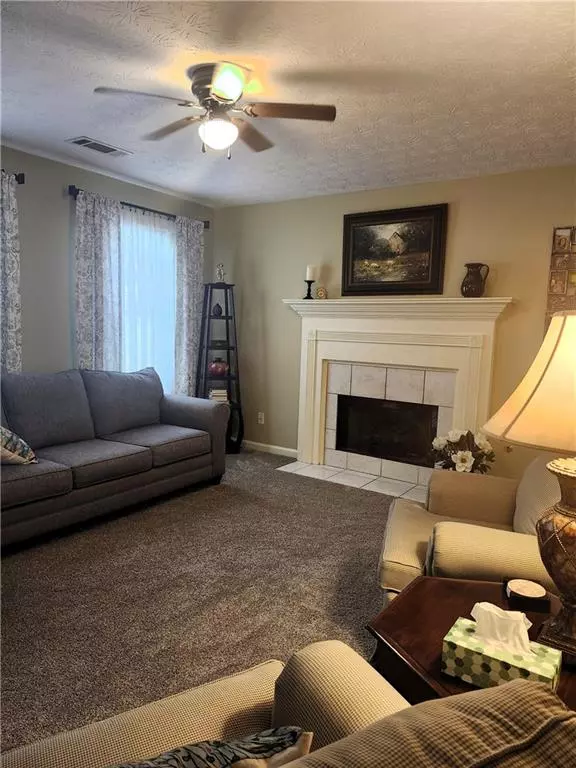 Grayson, GA 30017,1584 Lakemont DR SW