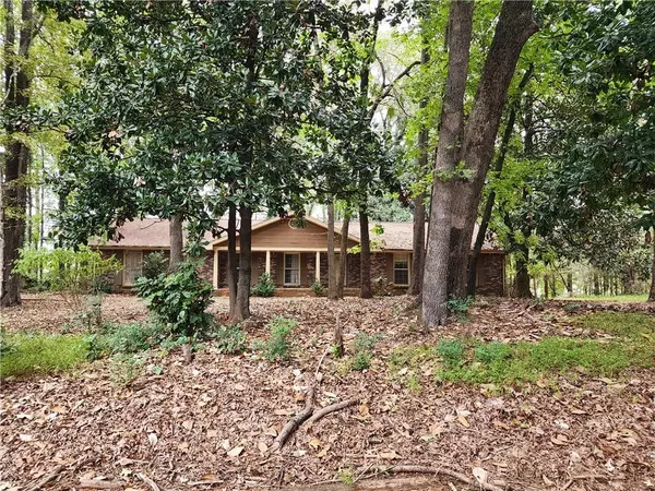 2881 Glenhaven CT SW, Conyers, GA 30094