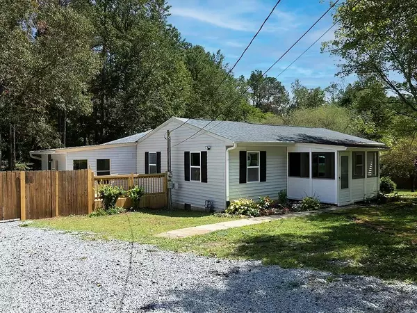 Acworth, GA 30102,6219 Holly Ann ST