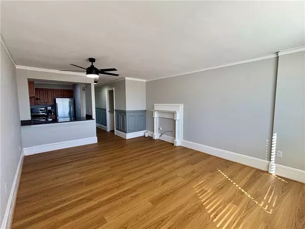Atlanta, GA 30305,2479 Peachtree RD NE #1109