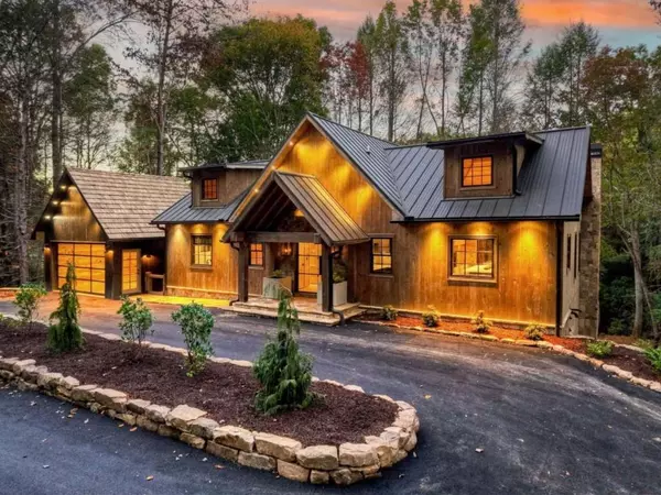 Blue Ridge, GA 30513,340 Hemlock TRL