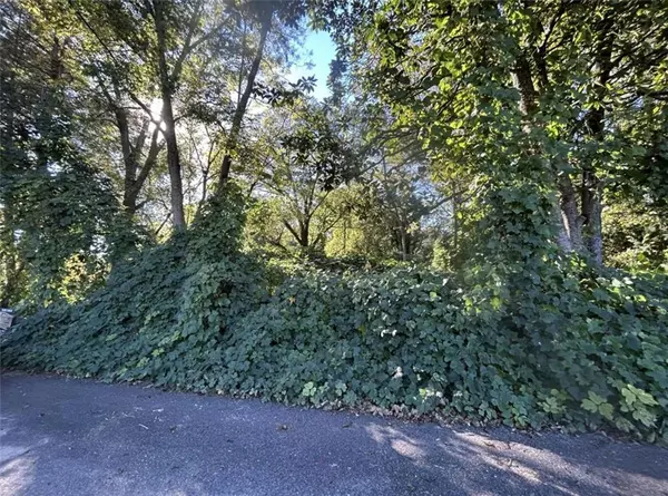 85 Tatum CIR, Ball Ground, GA 30107