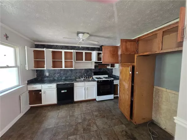 Douglasville, GA 30134,3295 Stoneybrook DR