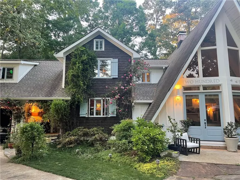 216 Don John TRL, Woodstock, GA 30189