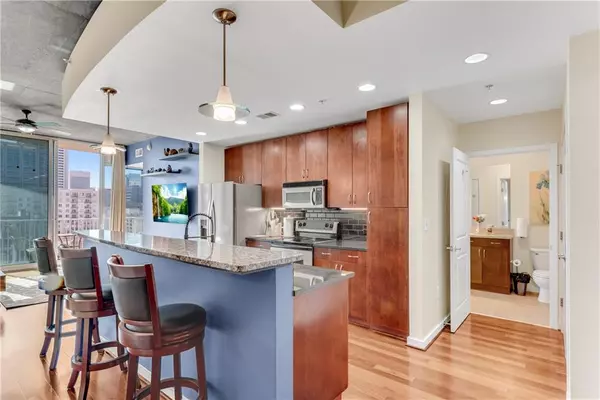 Atlanta, GA 30308,860 Peachtree ST NE #804