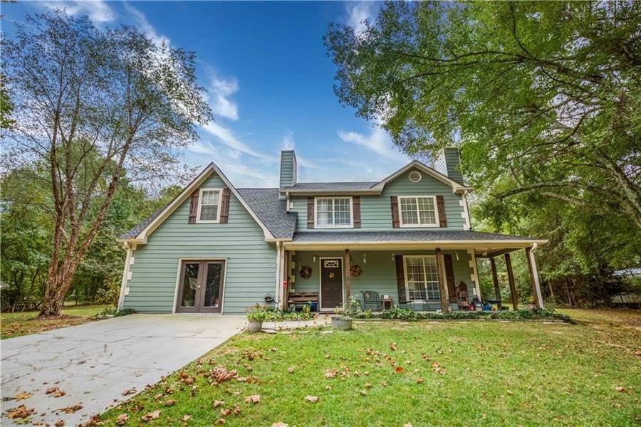 1769 Brandi LN, Loganville, GA 30052